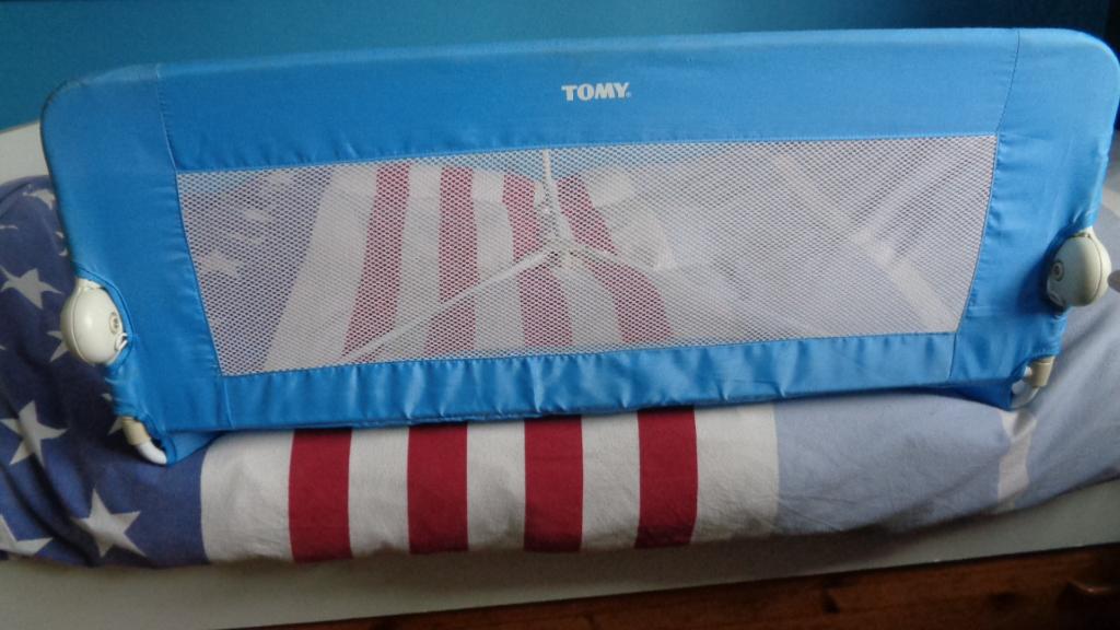 bedafsluiting tomy, Kinderen en Baby's, Kinderkamer | Bedden, Zo goed als nieuw, Minder dan 140 cm, Minder dan 70 cm, Ophalen