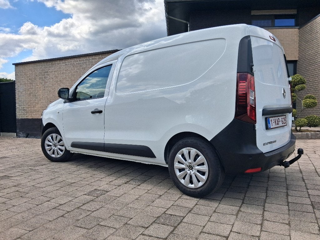 Express 1.5 Blue dCi 03/2024 NAVI AIRCO carPlay CAMERA PDC, Auto's, Renault, Voorwielaandrijving, 4 deurs, 4 cilinders, Leder en Stof