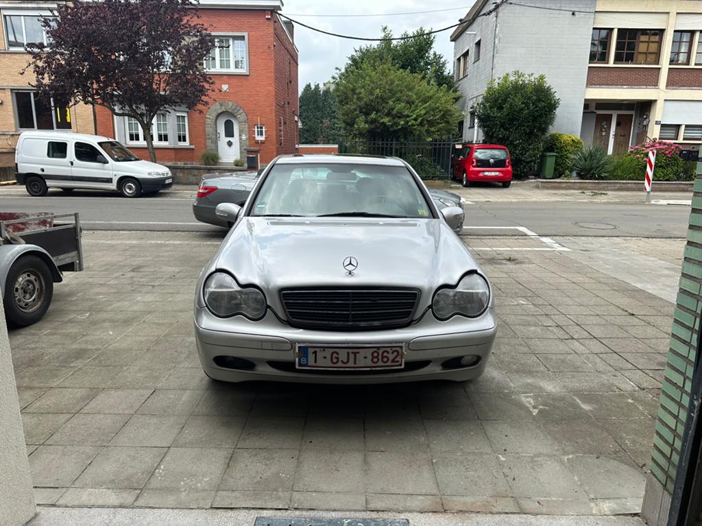Mercedes c240, Ophalen