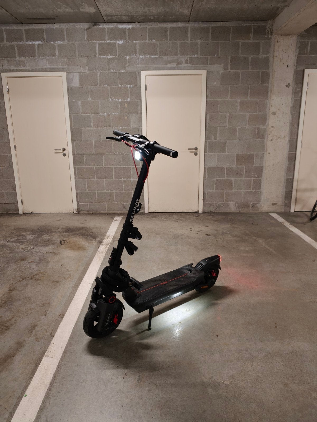 Segway MAX G3 te koop of ruilen, Fietsen en Brommers, Ophalen, Zo goed als nieuw, Elektrische step (E-scooter), Segway Ninebot Max
