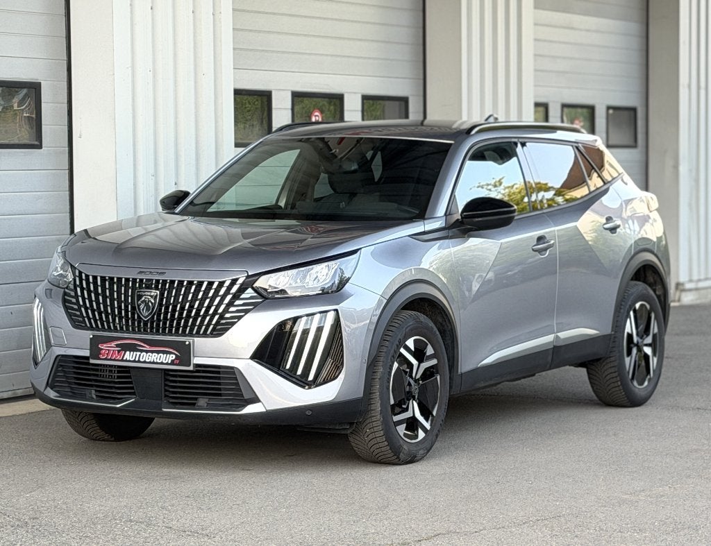 Peugeot 2008 1.2/Allure/Benzine/Carplay/Led/360/Navi/Euro6e, Auto's, 4 deurs, 360° camera, Bedrijf, Handgeschakeld