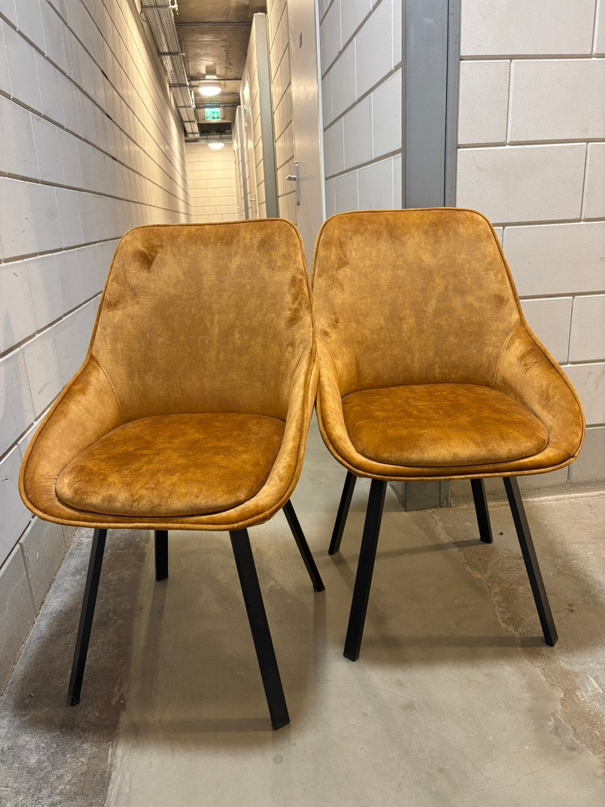 Parfait état : set de 4 chaises de salle à manger SEDIAMO, Enlèvement ou Envoi, Comme neuf