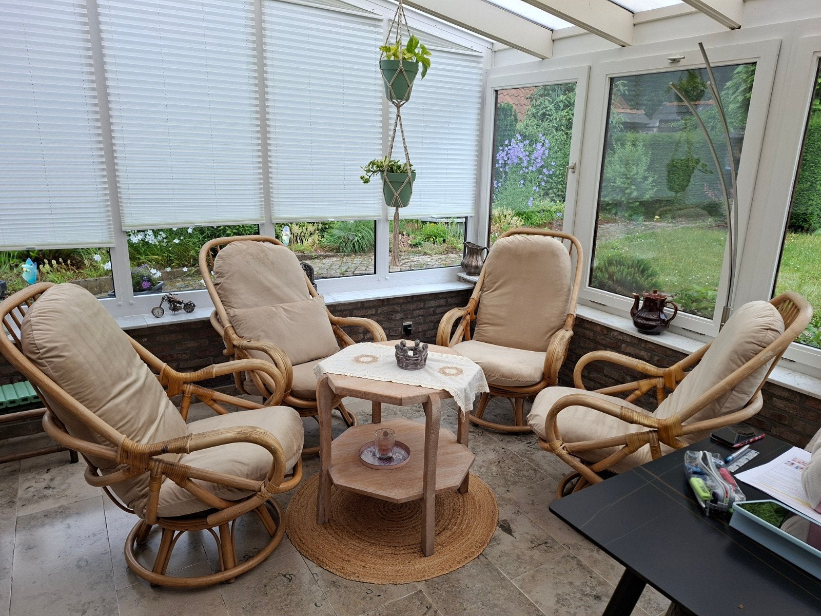 Stoelen, Ophalen
