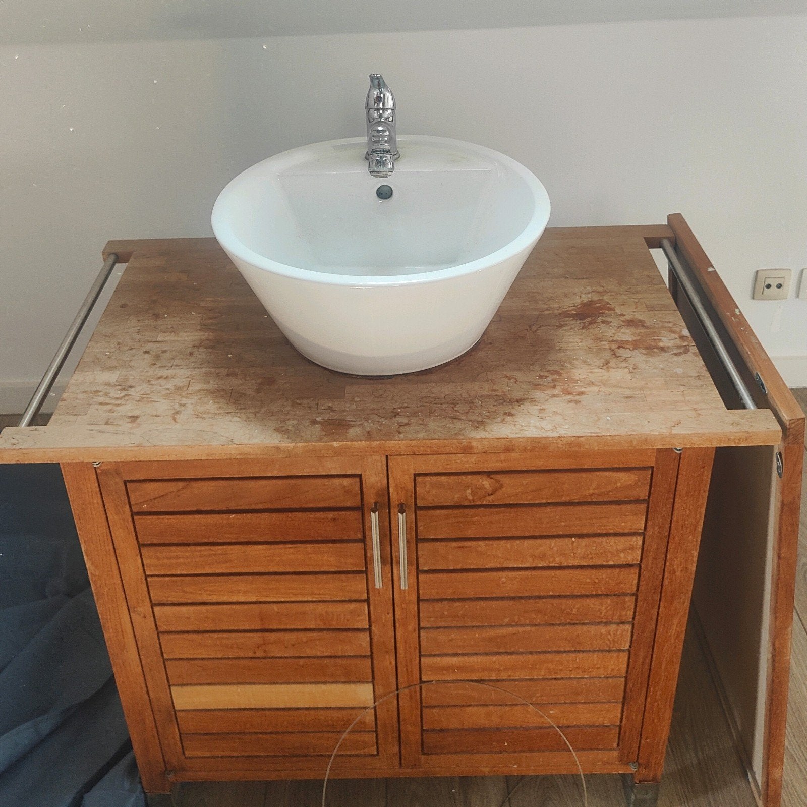 Badkamermeubel met lavabo, Huis en Inrichting, Badkamer | Badkamermeubels, Ophalen