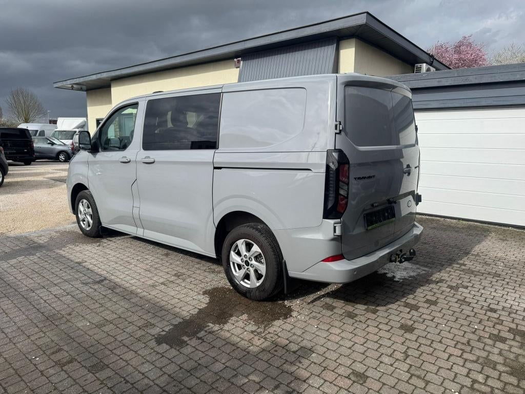 FORD TRANSIT CUSTOM * NIEUW * LIMITED * DUB CAB * 5ZIT * L1, Auto's, Stof, 4 cilinders, 2500 kg, 192 g/km