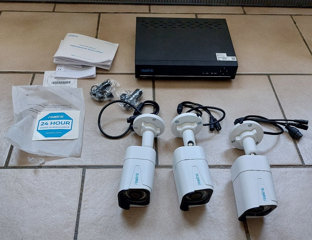 Kit de caméra de surveillance Reolink 4K UHD, Enlèvement ou Envoi, Comme neuf