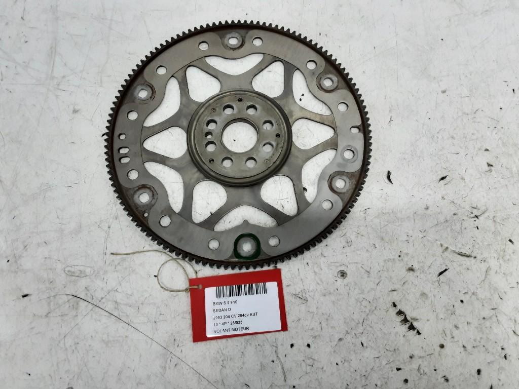 VLIEGWIEL BMW 5 serie (F10) (01-2009/10-2016) (850667002), Gebruikt, Mevr. I. Hauben, BMW, Rue de l'Espoir 34 34
4030  GRIVEGNÉE, BE