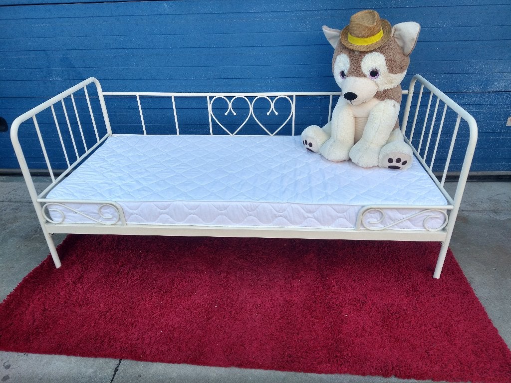 Cadre de lit, matelas, tapis 90x200, sommier à lattes ikea, 90 cm, Une personne, Enlèvement, Utilisé