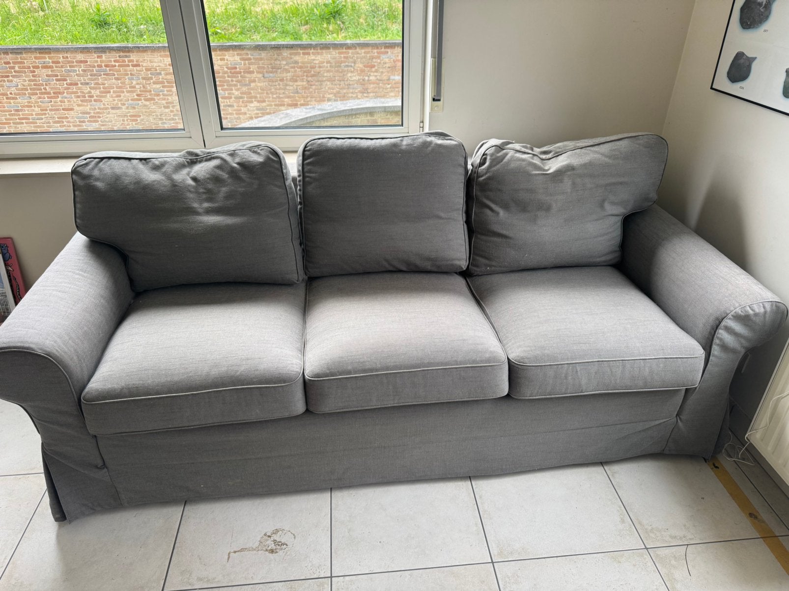 FREE 3-Seater Sofa Bed – Tervuren, Huis en Inrichting, Ophalen, Zo goed als nieuw