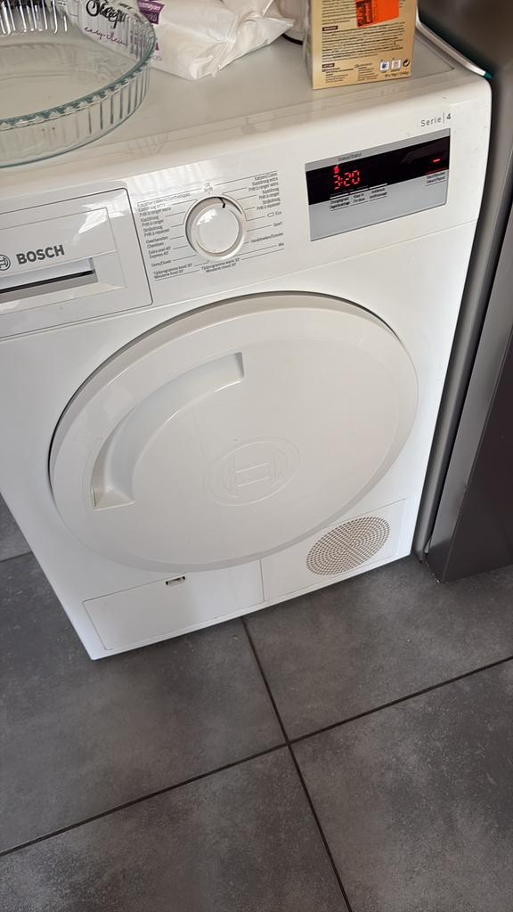 Bosch droogmachine, Elektronische apparatuur, Ophalen, Zo goed als nieuw