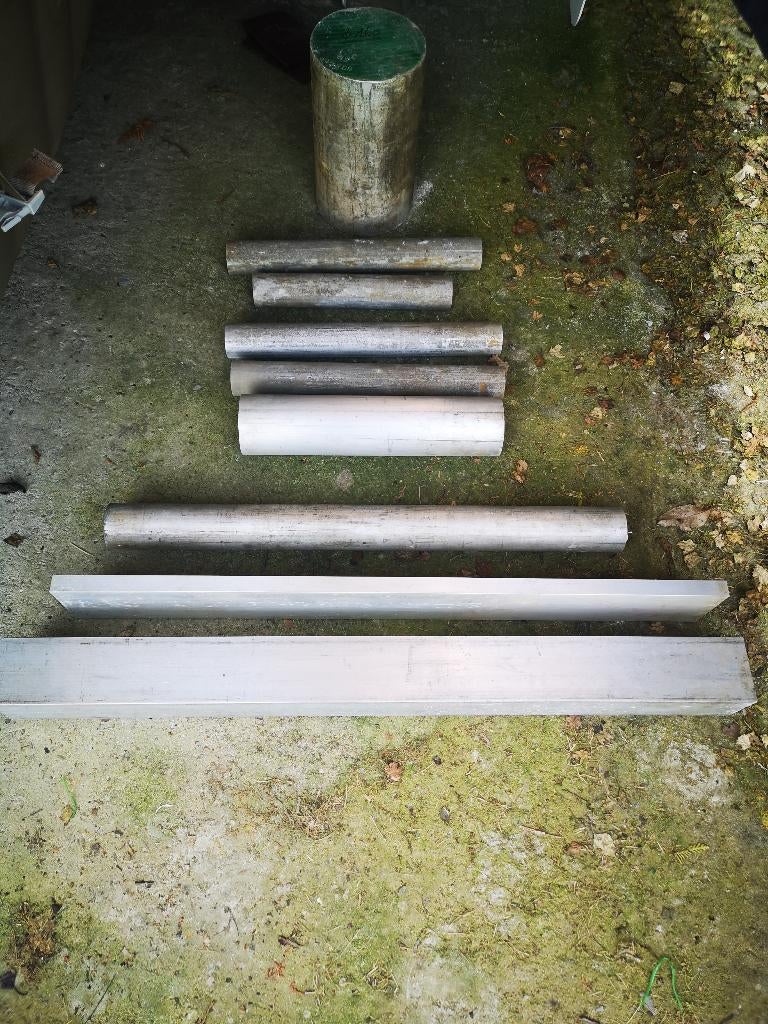 Blocs. Rondins Alu pour mécanicien tourneur, Ophalen, Gebruikt, Aluminium
