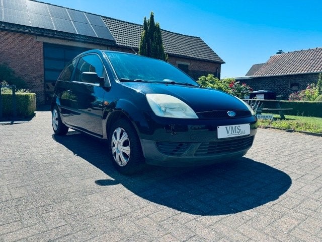 Ford Fiesta 1.3 Essence * Garantie * Attelage de remorque *, 144 g/km, Achat, Interruption de démarrage, Garantie prolongée