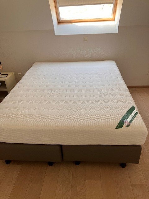 tweepersoonsbed (incl. matras)nieuw, Ophalen, Matras, 200 cm, 160 cm