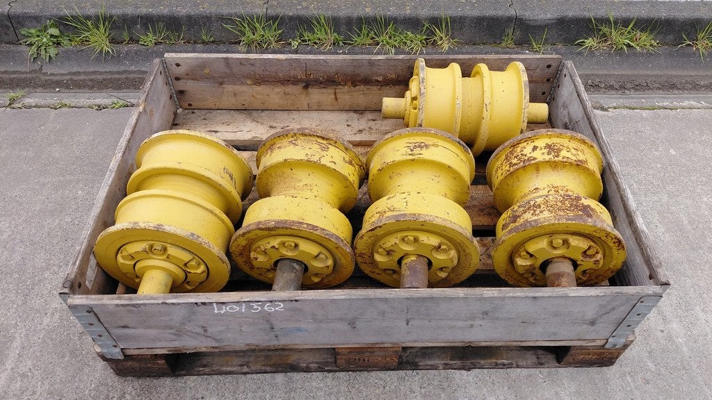 Caterpillar D8N D8T D8R track roller single and double flang