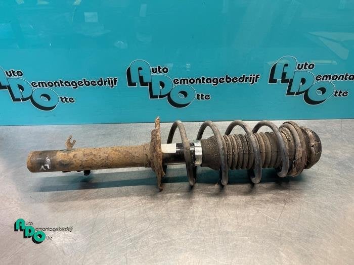 Barre amortisseur avant gauche d'un Peugeot 107 (107 05-), Autos : Pièces & Accessoires, -, 3 mois de garantie, Utilisé, -