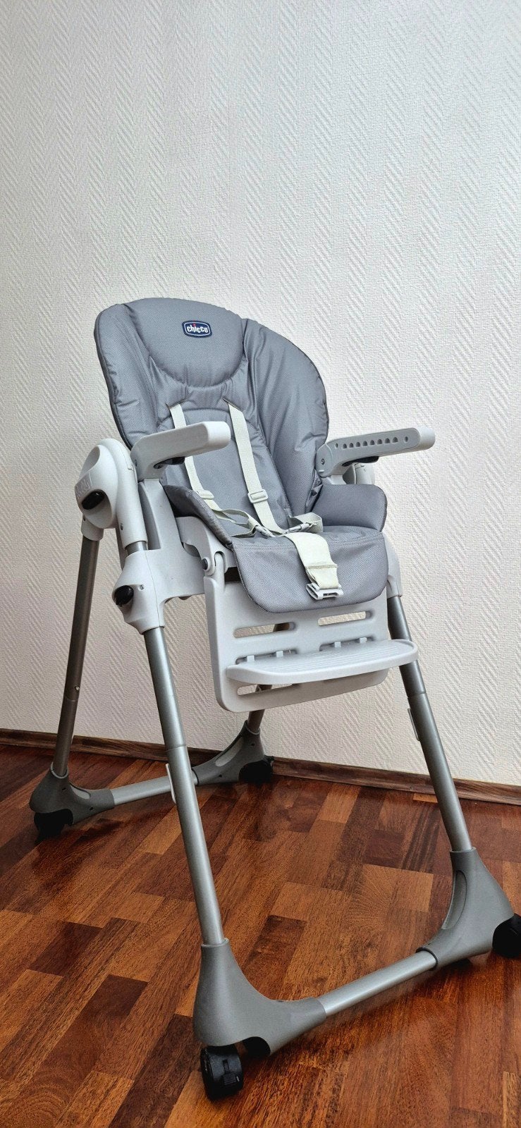 Chicco Polly Easy kinderstoel eetstoel, Kinderen en Baby's, Kinderstoelen, Zo goed als nieuw, Ophalen