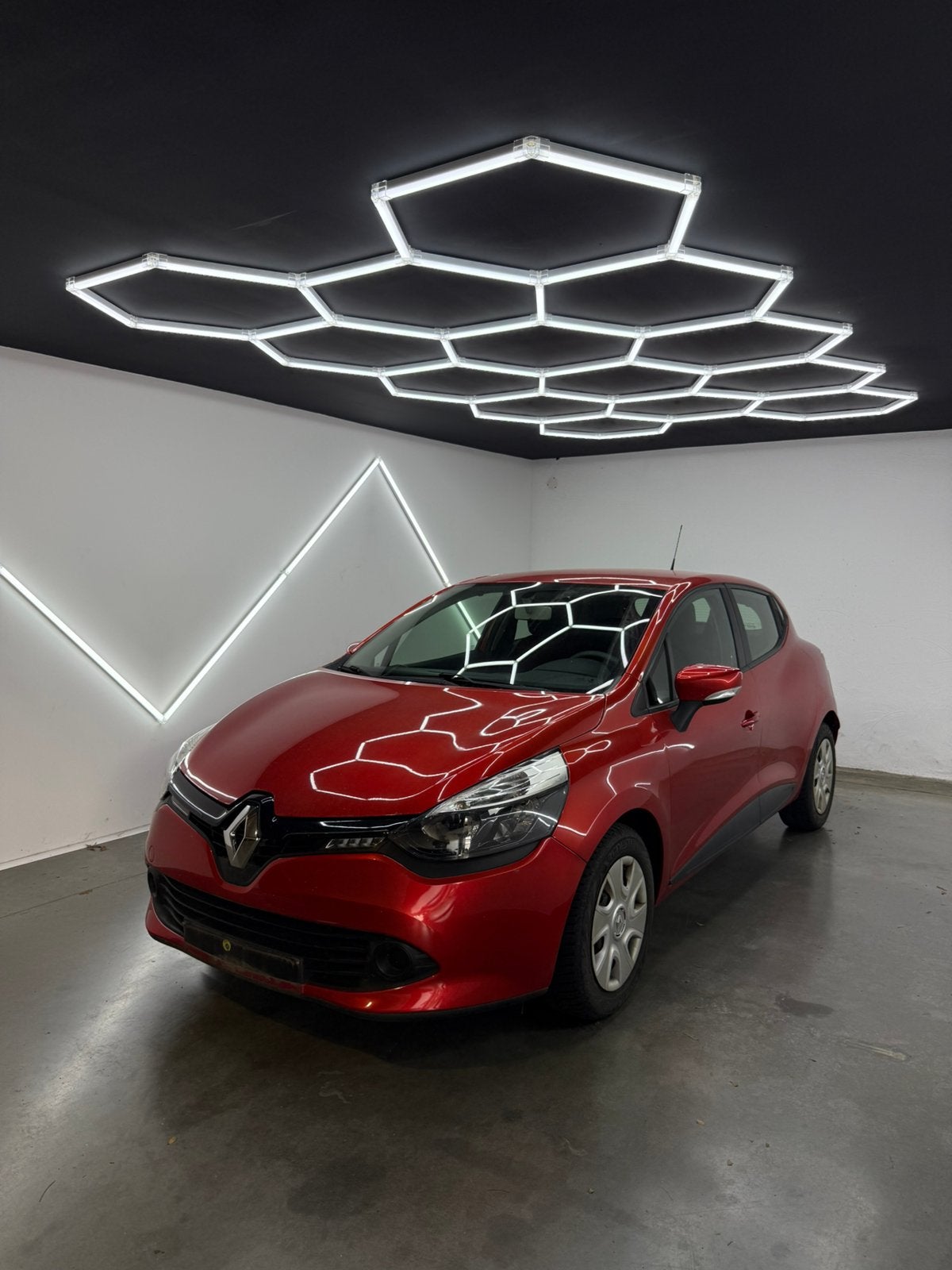 Renault Clio | 2013| SLECHTS 34.471KM| 1 JAAR GARANTIE, Auto's, Voorwielaandrijving, Stof, Zwart, 127 g/km