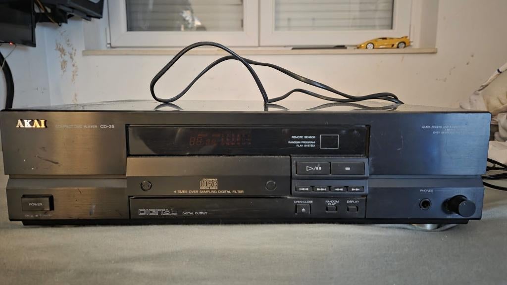 AKAI CD Speler. VOLLEDIG WERKENDE STAAT, Lecteur CD, Enlèvement, Utilisé, Composants en vrac