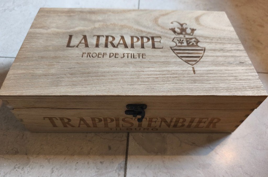 La trappe leeg kistje., Verzamelen, Biermerken, Ophalen of Verzenden, Zo goed als nieuw, Overige typen, La Trappe
