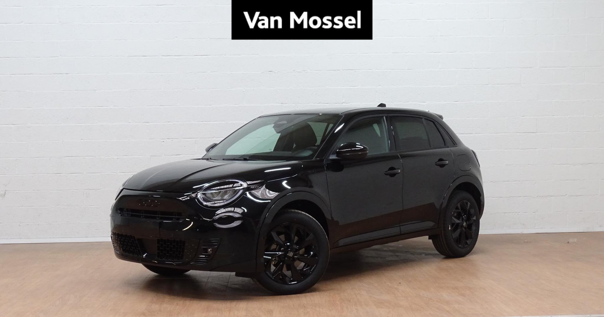 Fiat 600 1.2 Hybrid 145cv DCT Sport (automatique), Autos, 145 ch, Achat, 1280 kg, https://public.car-pass.be/vhr/1aeb3c0c-28ef-40e2-8bc3-07d1374defe3