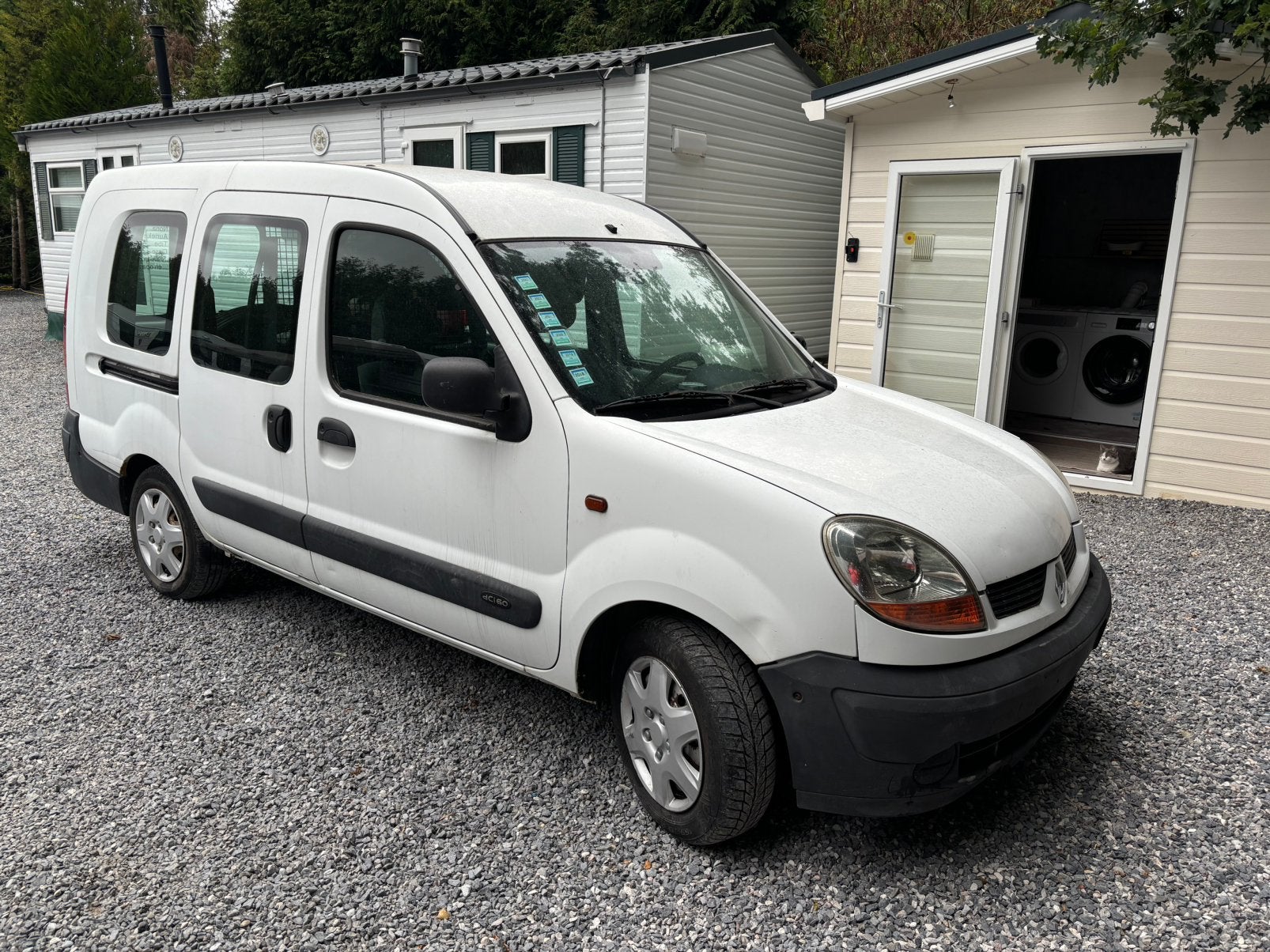 1,5DCI 5PL 2005 200,000KM LONG CHÂSSIS 0032471654764, Autos, Renault, Achat, Entreprise, Boîte manuelle, Autre carrosserie