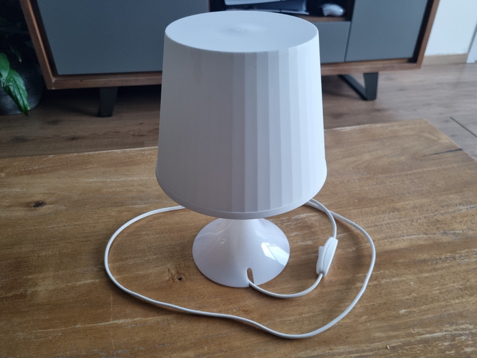 Nachtlamp ikea, Huis en Inrichting, Lampen | Tafellampen, Ophalen