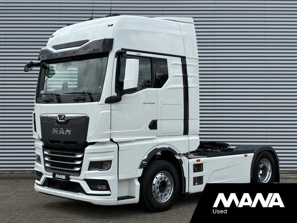 MAN TGX 18.520 4x2 LL SA D30 Powerlion Retarder PTO 2x Tank, Autos, Camions, Entreprise, Achat, ABS, Air conditionné, Verrouillage central