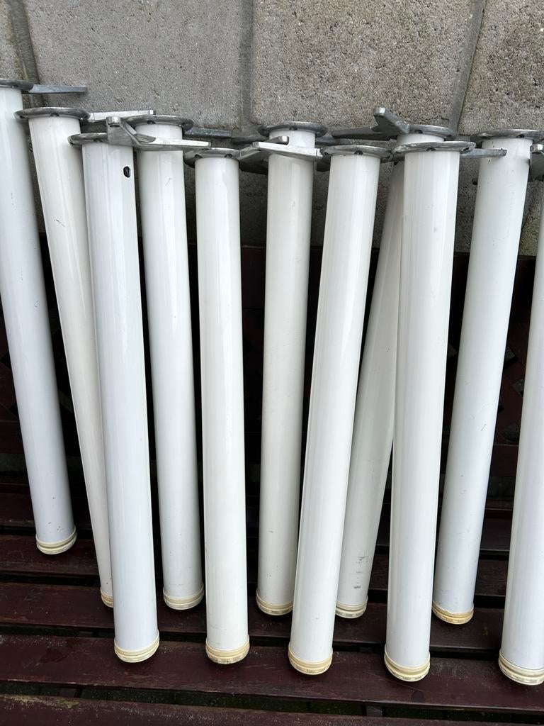 Lot van 11 metalen tafelpoten., Ophalen, Tafelpoot, Gebruikt, 50 tot 100 cm
