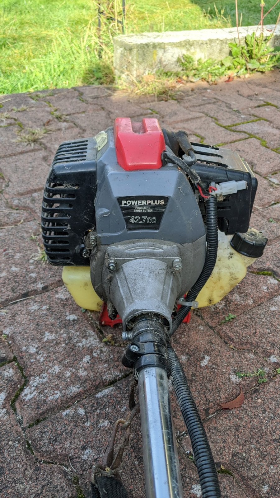 av débroussailleuse en panne !!!!!!!!!, Jardin & Terrasse, Enlèvement, Utilisé, Essence