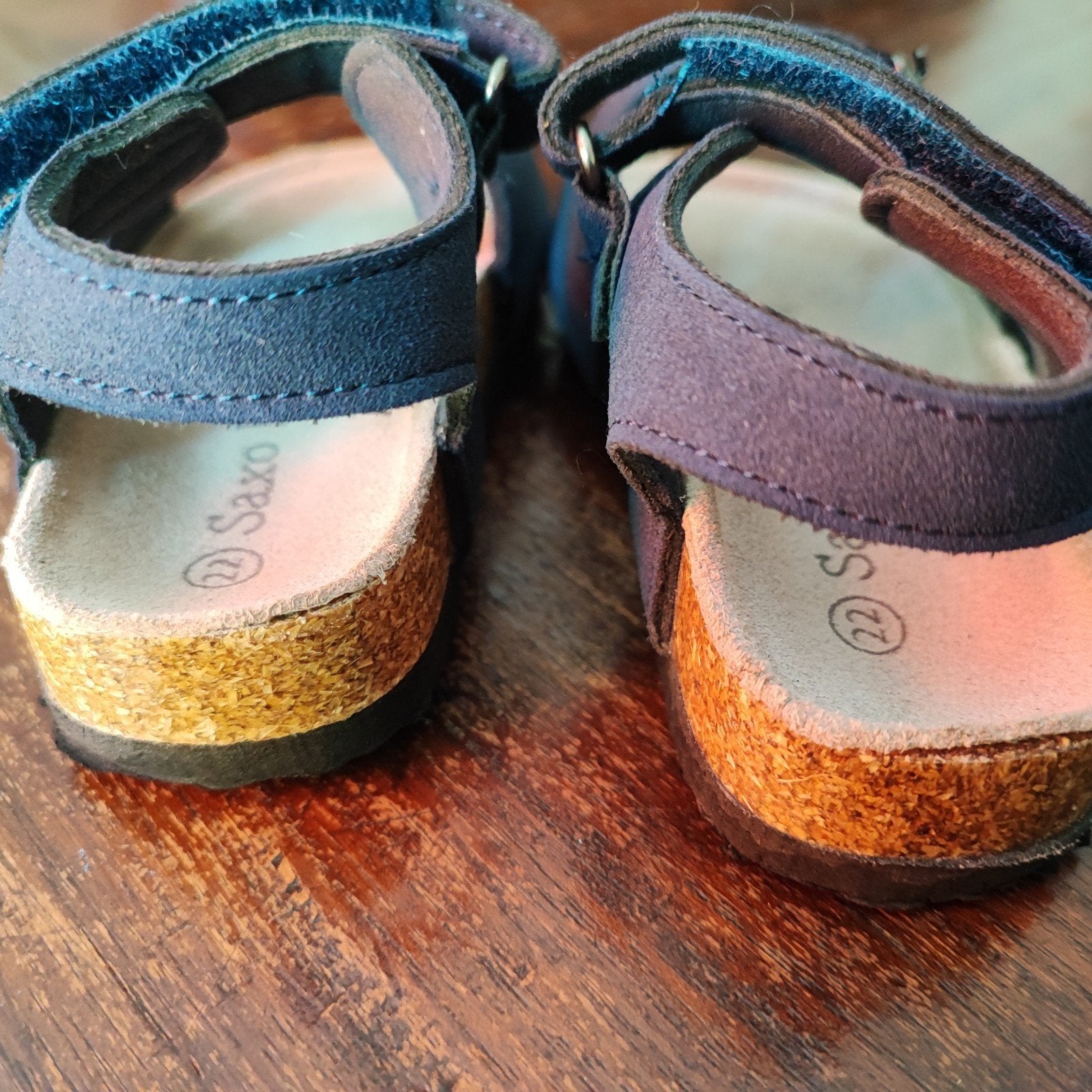Lot sandales baskets en toile et crocs, Garçon, Comme neuf, Autres types, Saxo Blues