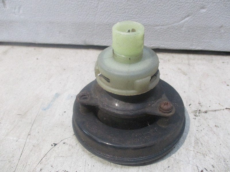 ACHTERUITRIJLICHT Ford StreetKa (01-2002/07-2005), Gebruikt, Ford, Rixbecker Straße 75
59552  Lippstadt, DE, Info@forvia.com