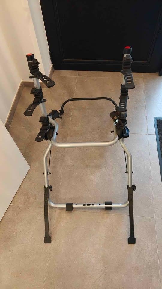 Fietsendrager Thule, Ophalen, 3 fietsen of meer, Zo goed als nieuw, Achterklepdrager