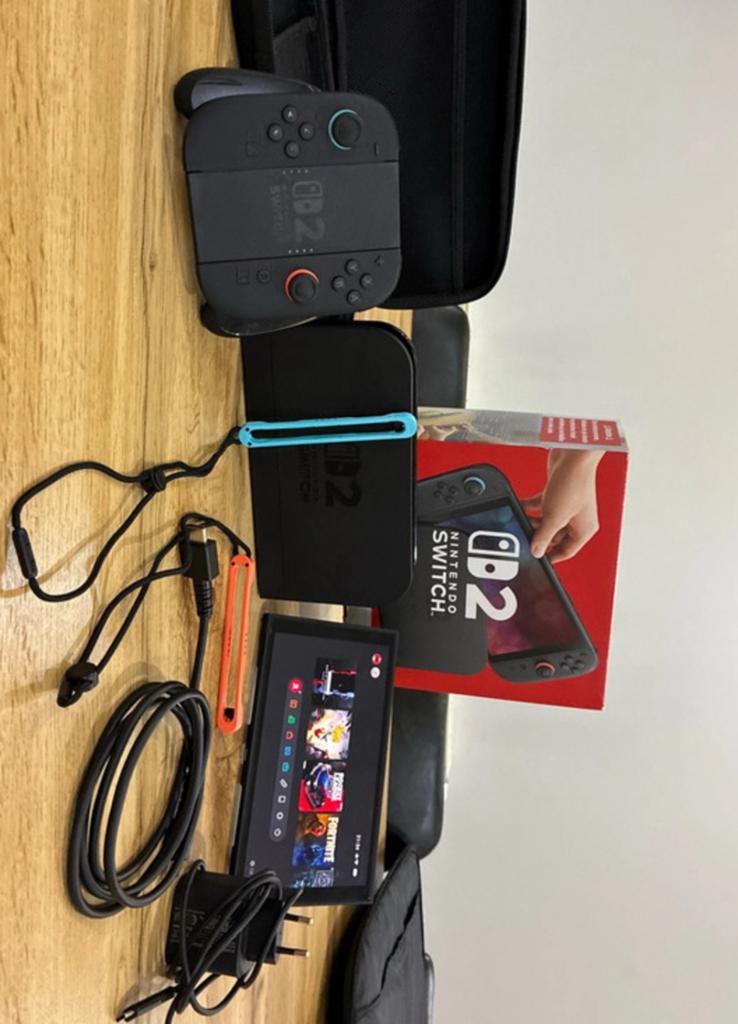Nintendo switch 2, Envoi, Neuf, Avec 2 manettes, Switch Original