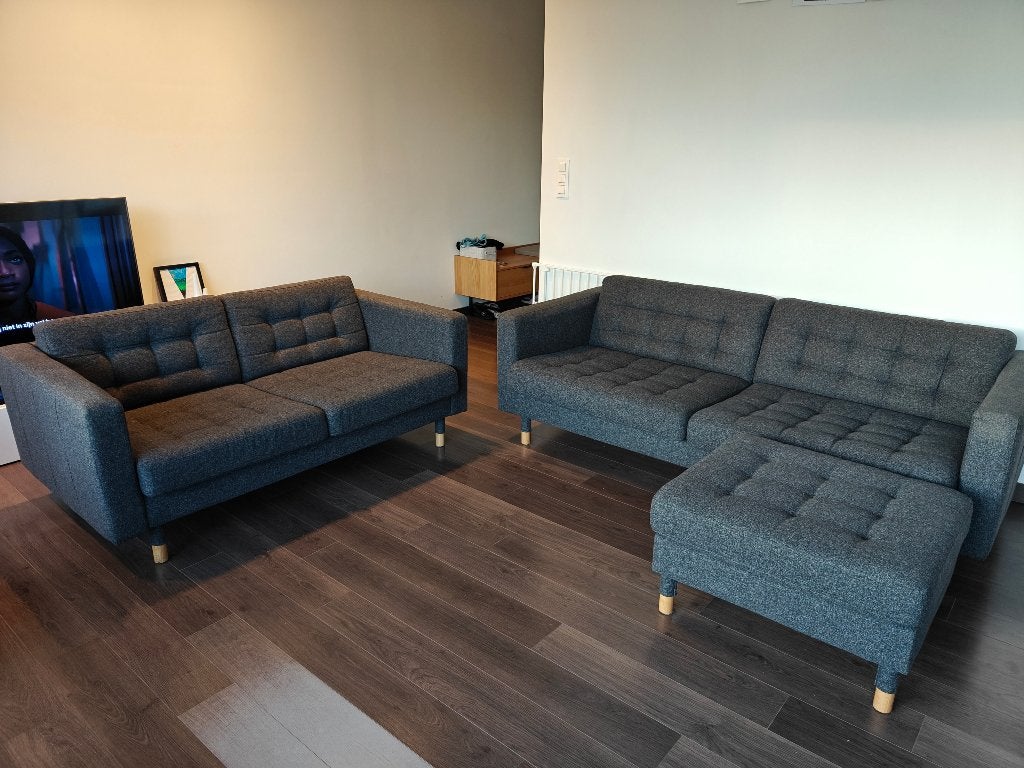 Landskrona Salon: 3- en 2-zit + poef, Huis en Inrichting, Ophalen, 75 tot 100 cm, Zo goed als nieuw, Stof