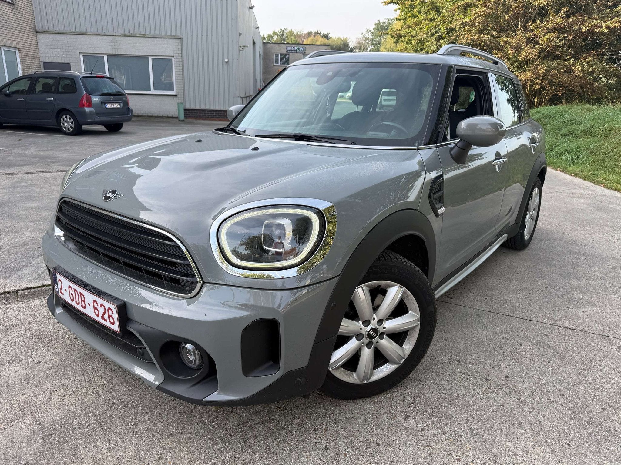 MINI Cooper Countryman Mini Countryman 1.5A Cooper OPF, 100 kW, Argent ou Gris, Achat, Euro 6