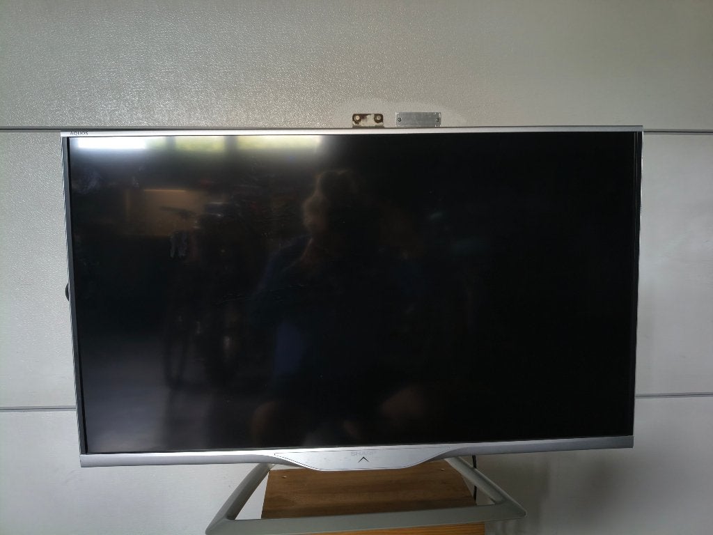 TV - Aquos - HQ - Sharp, Ophalen, Gebruikt, LCD, 100 cm of meer