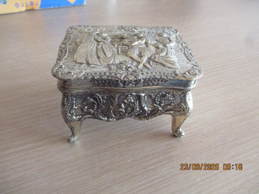 Metalen juweelkistje, Ophalen of Verzenden