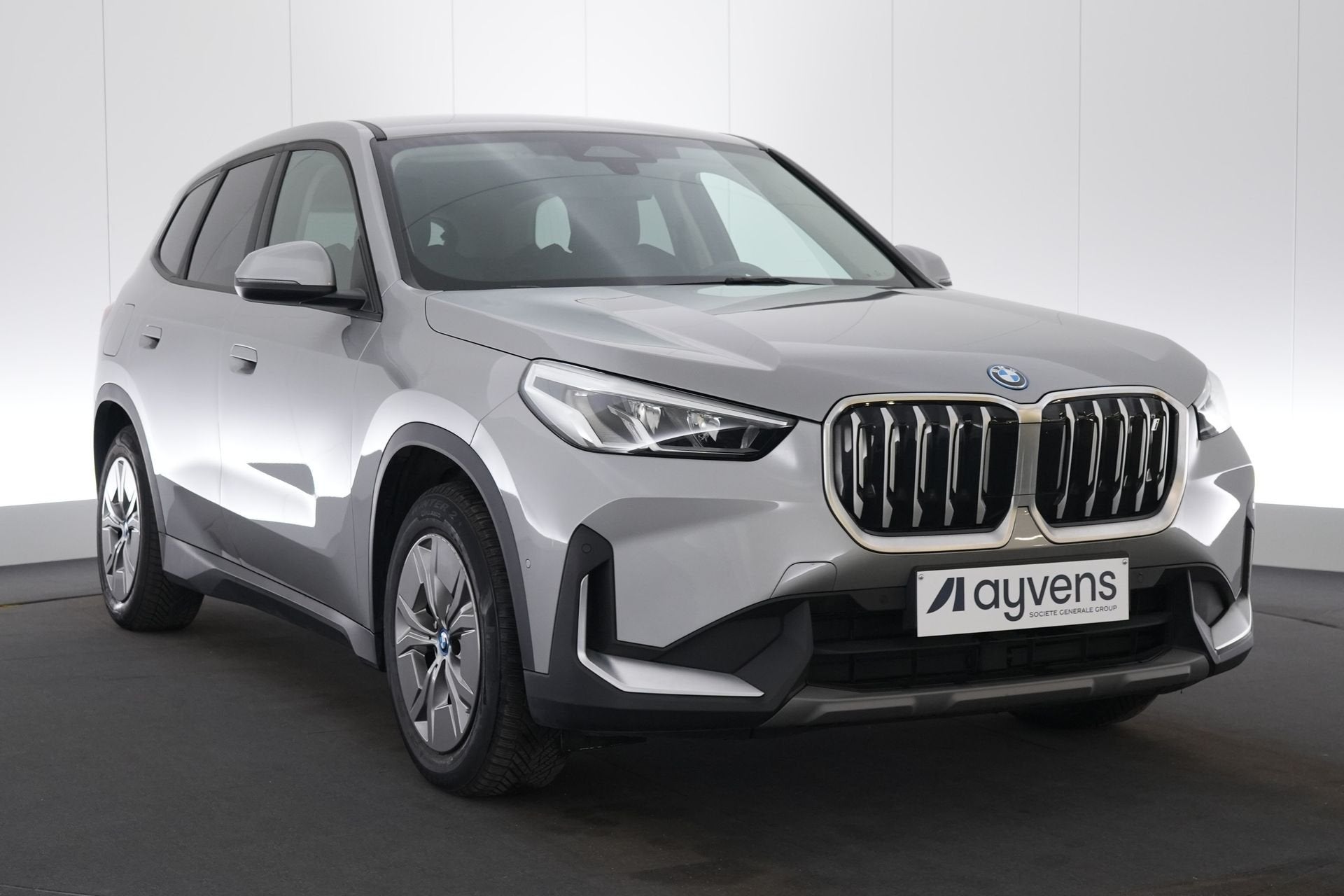 (2DTH897) BMW IX1, Autos, Entreprise, Carnet d'entretien, Autres couleurs, 5 places
