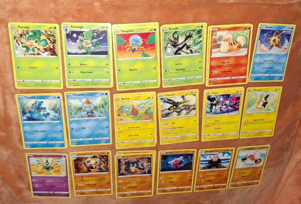 Fusion Strike Pokémon kaarten te ruil., Hobby en Vrije tijd, Ophalen of Verzenden, Zo goed als nieuw, Meerdere kaarten, Foil