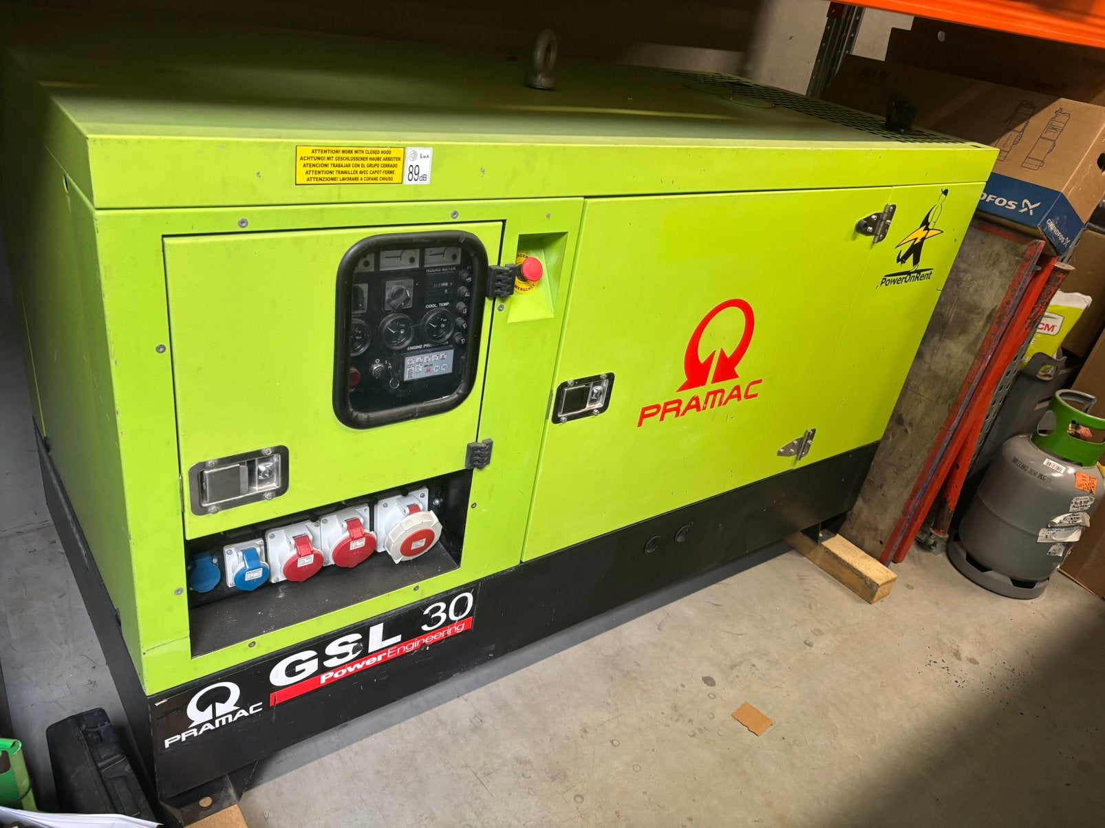 Generator 30 kva, Démarrage électrique, Enlèvement, Utilisé, Huile diesel