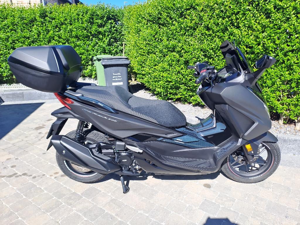 Moto forza 350, Ophalen, L