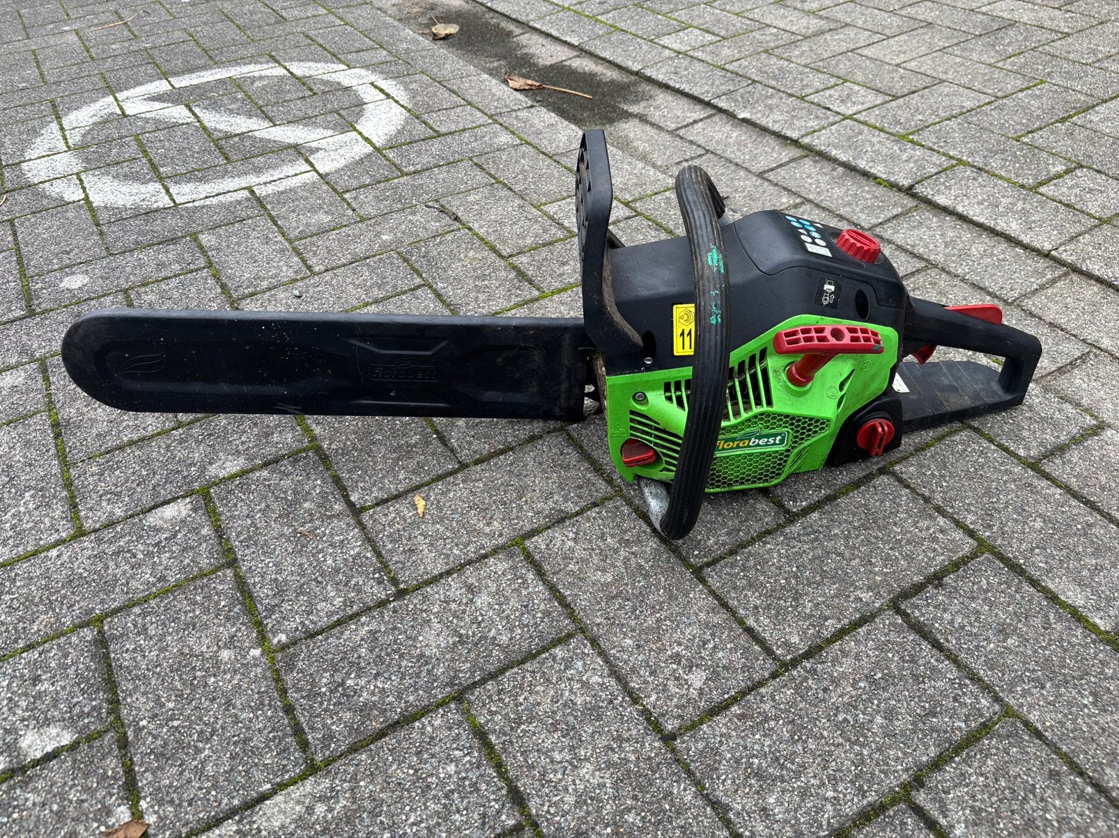 Kettingzaag, Ophalen of Verzenden, Zo goed als nieuw