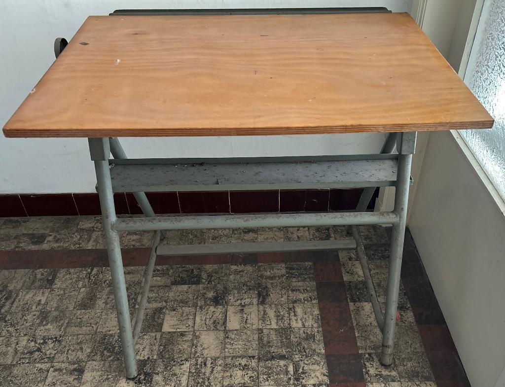 Table de dessin ancienne, Enlèvement, Utilisé, Moins de 130 cm