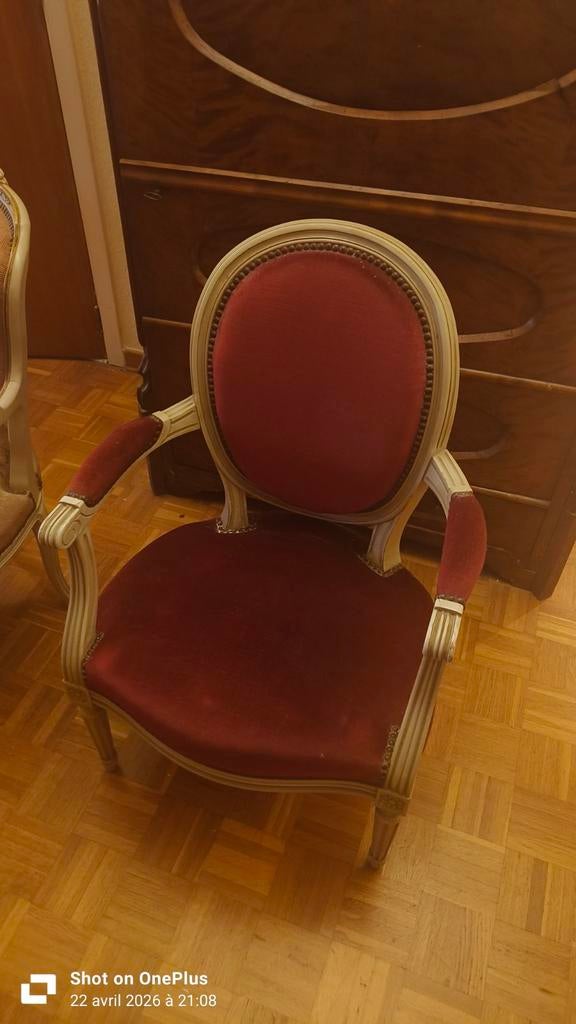 Chaise - fauteuil rouge  ancien, Enlèvement