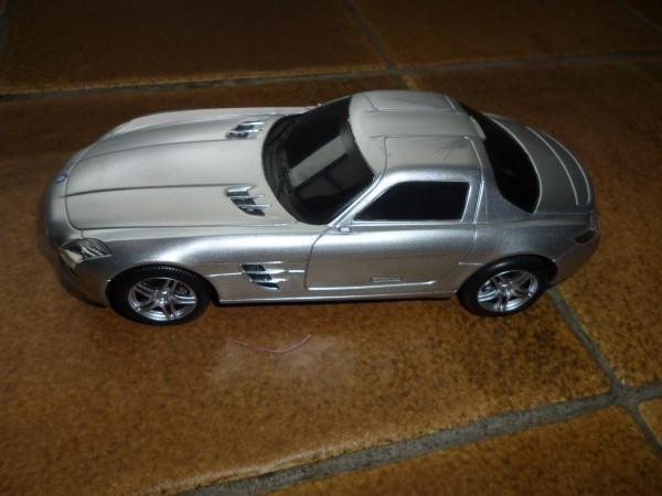 Mooie auto Mercedes, Kinderen en Baby's, Speelgoed |Speelgoedvoertuigen, Ophalen, Zo goed als nieuw