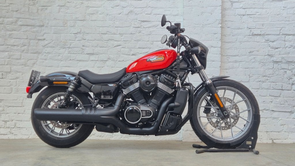 Harley-Davidson Nightster Special slechts 51km! @motomobilia, 2 cilinders, Nieuw, Bedrijf, ABS