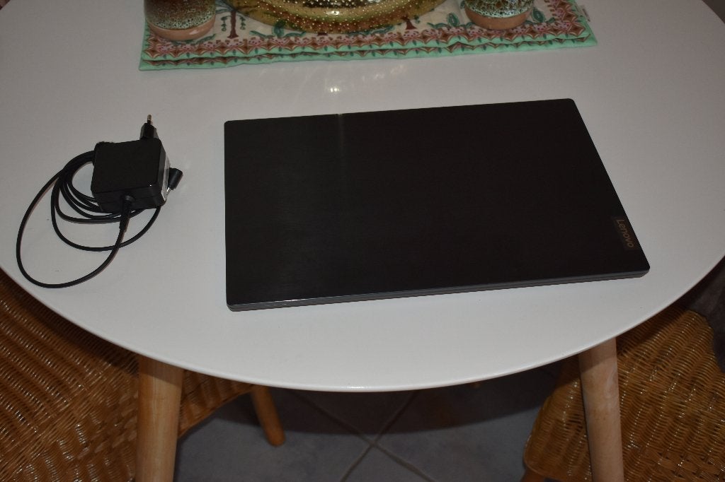 Portable Lenovo Ideapad S145, 256 GB, HDD, 8 GB, Enlèvement