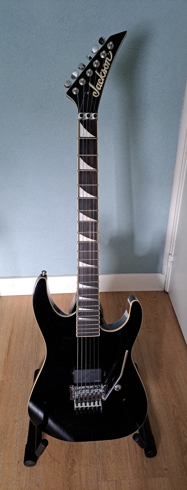 Jackson Pro Plus Pure Metal SL1A Gloss Black (Ruilen), Musique & Instruments, Enlèvement, Comme neuf, Solid body, Autres marques