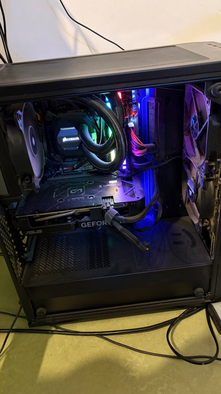 Gaming PC – RTX 4060 Ti 8GB, 32GB RAM, 2TB opslag, Computers en Software, Ophalen, 32 GB, Zo goed als nieuw, Gaming