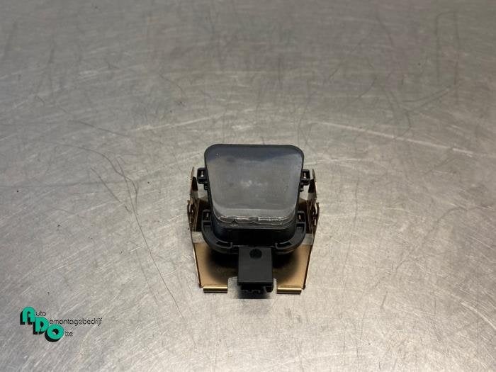Capteur de pluie d'un Peugeot 208 (208 12-), -, 3 mois de garantie, Utilisé, -